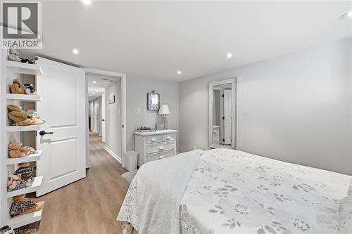 6 Kerman Avenue, Grimsby, ON 