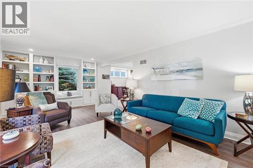 6 Kerman Avenue, Grimsby, ON 