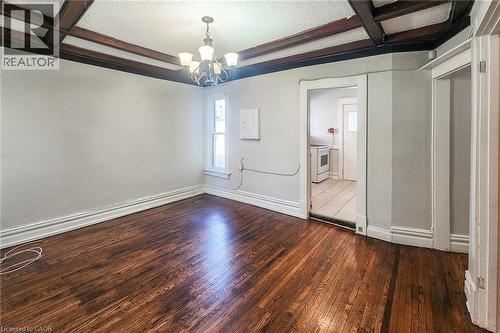 Living Room/Dining Room - 25 West Avenue S Unit# E, Hamilton, ON 