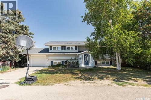 215 Cedar Crescent, Caronport, SK 