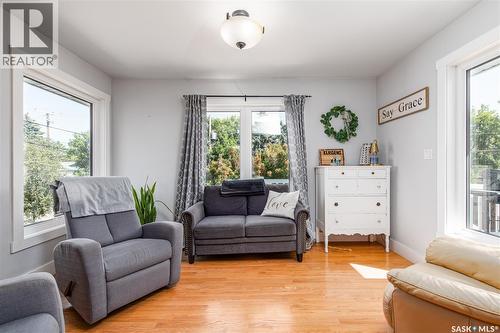 215 Cedar Crescent, Caronport, SK 