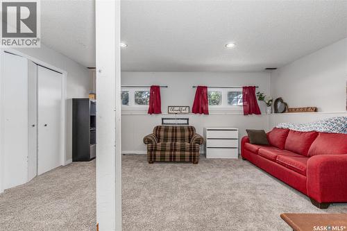 215 Cedar Crescent, Caronport, SK 