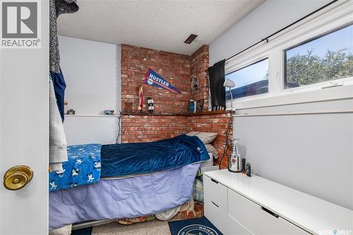 215 Cedar Crescent, Caronport, SK 