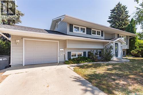 215 Cedar Crescent, Caronport, SK 