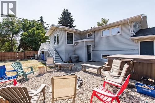 215 Cedar Crescent, Caronport, SK 