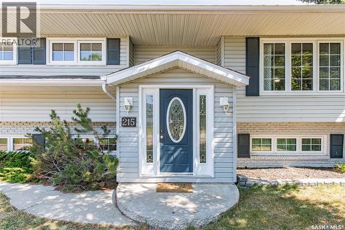 215 Cedar Crescent, Caronport, SK 