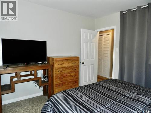 1037 Bogue Avenue, Moose Jaw, SK 