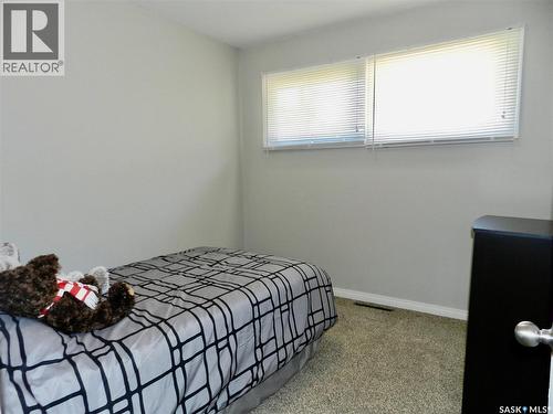 1037 Bogue Avenue, Moose Jaw, SK 