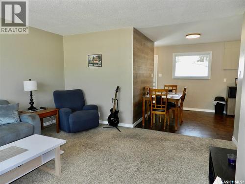 1037 Bogue Avenue, Moose Jaw, SK 