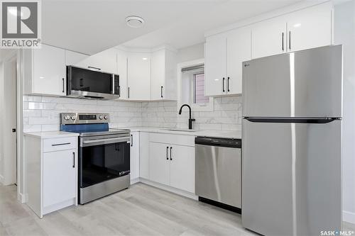 562 Stilling Way, Saskatoon, SK 