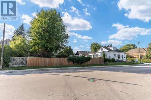 889 Third Street, Mississauga, ON 