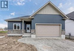 37 HAROLD AVENUE Severn (Coldwater), ON L0K 1E0