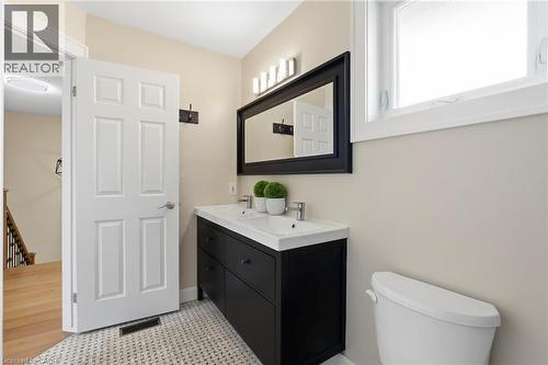 18 Sable Drive, Ancaster, ON 