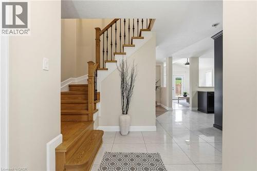18 Sable Drive, Ancaster, ON 