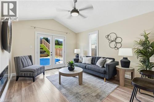 18 Sable Drive, Ancaster, ON 