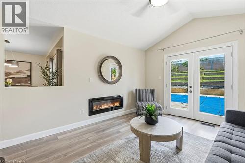 18 Sable Drive, Ancaster, ON 