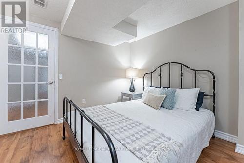 1116 Barclay Circle, Milton, ON 