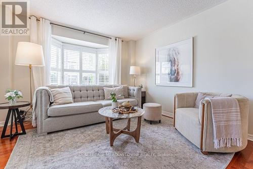 1116 Barclay Circle, Milton, ON 