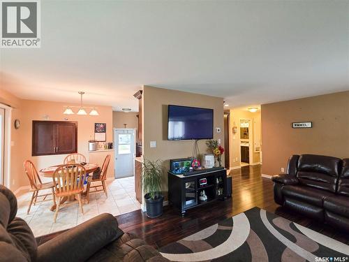 278 9Th Avenue W, Melville, SK 