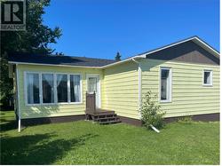 5 St Clare Avenue  Stephenville, NL A2N 1N3
