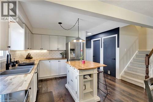 26 Scottacres Boulevard, Caledonia, ON 