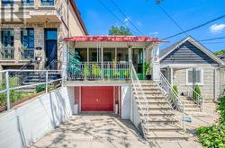 15 HAVERSON BOULEVARD Toronto, ON M6M 3J5