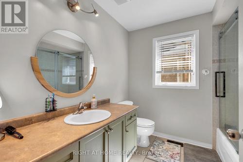 Second Bathroom - 3833 Quiet Creek Drive, Mississauga, ON 