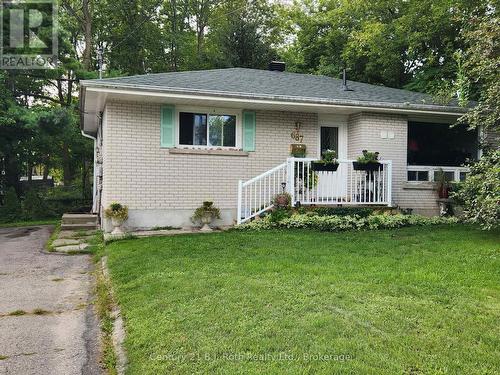 LOWER - 687 VICTORIA STREET , Midland, Ontario L4R 1A9 1