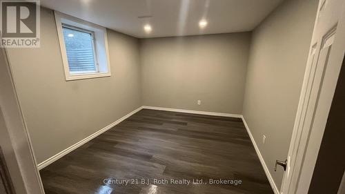 LOWER - 687 VICTORIA STREET , Midland, Ontario L4R 1A9 5