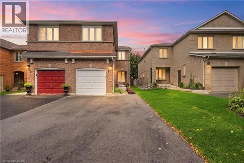 11 Wakefield Lane, Waterdown, ON 