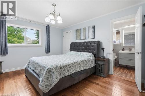 11 Wakefield Lane, Waterdown, ON 