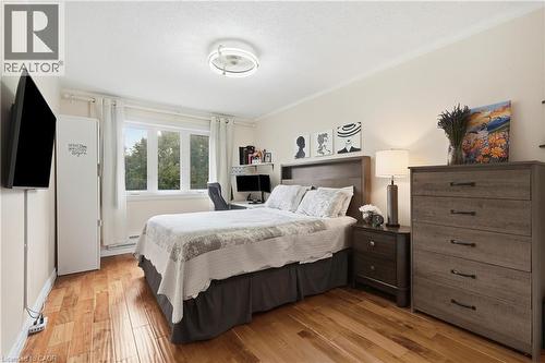 11 Wakefield Lane, Waterdown, ON 