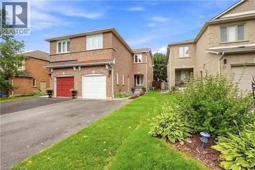 11 Wakefield Lane, Waterdown, ON 
