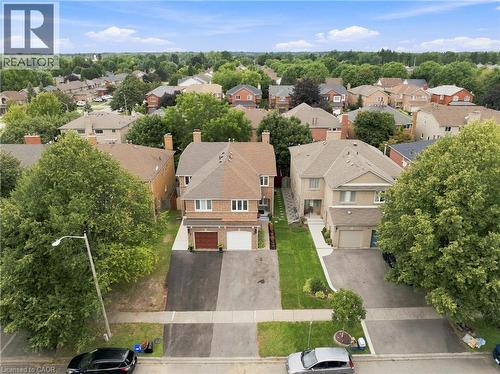 11 Wakefield Lane, Waterdown, ON 