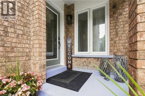 11 Wakefield Lane, Waterdown, ON 
