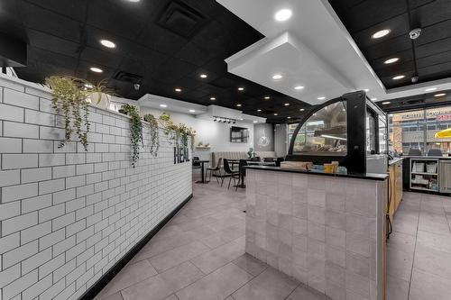 9404 137 Ave, Edmonton, AB 