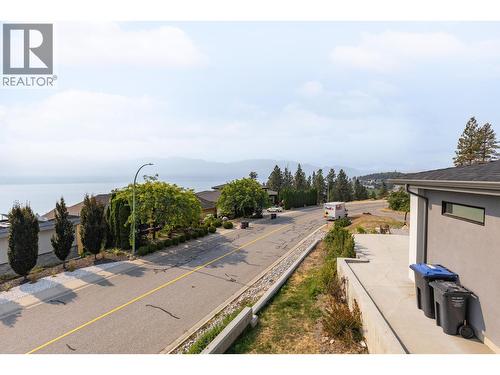1534 Gregory Road, West Kelowna, BC 