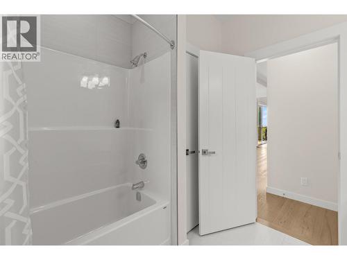1534 Gregory Road, West Kelowna, BC 