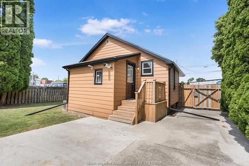 74 Barthe Street, Chatham, ON 