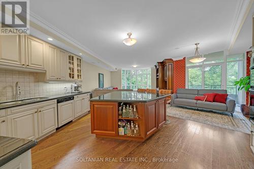212 - 7071 Bayview Avenue, Markham, ON 
