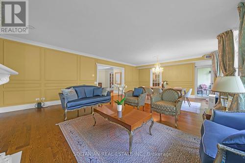 212 - 7071 Bayview Avenue, Markham, ON 