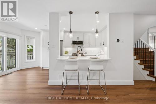2294 Seton Crescent, Burlington, ON 