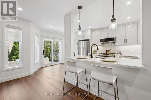 2294 Seton Crescent, Burlington, ON 