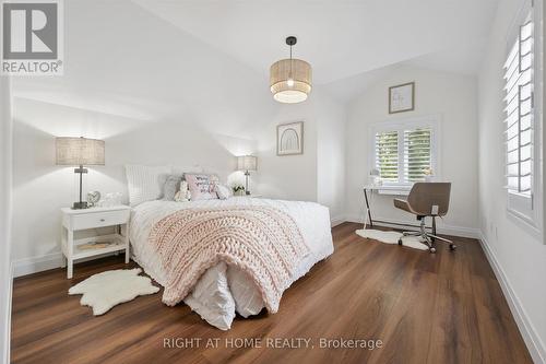 2294 Seton Crescent, Burlington, ON 