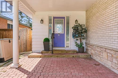 616 Mullin Way, Burlington, ON 