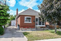 197 FAIRFIELD AVENUE  Hamilton, ON L9H 5H3
