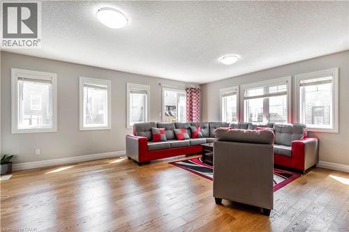 90 Hollybrook Trail, Kitchener, ON 