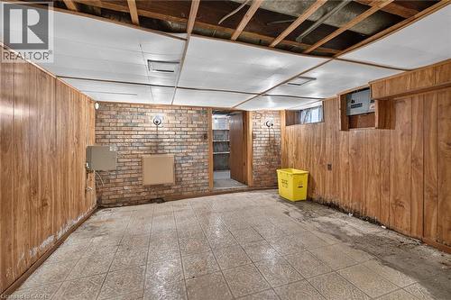 15 Kinrade Avenue, Hamilton, ON 