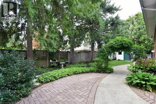 936 Boothman Avenue, Burlington, ON 