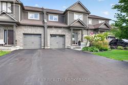 32 CURTIS STREET Prince Edward County (Picton Ward), ON K0K 2T0